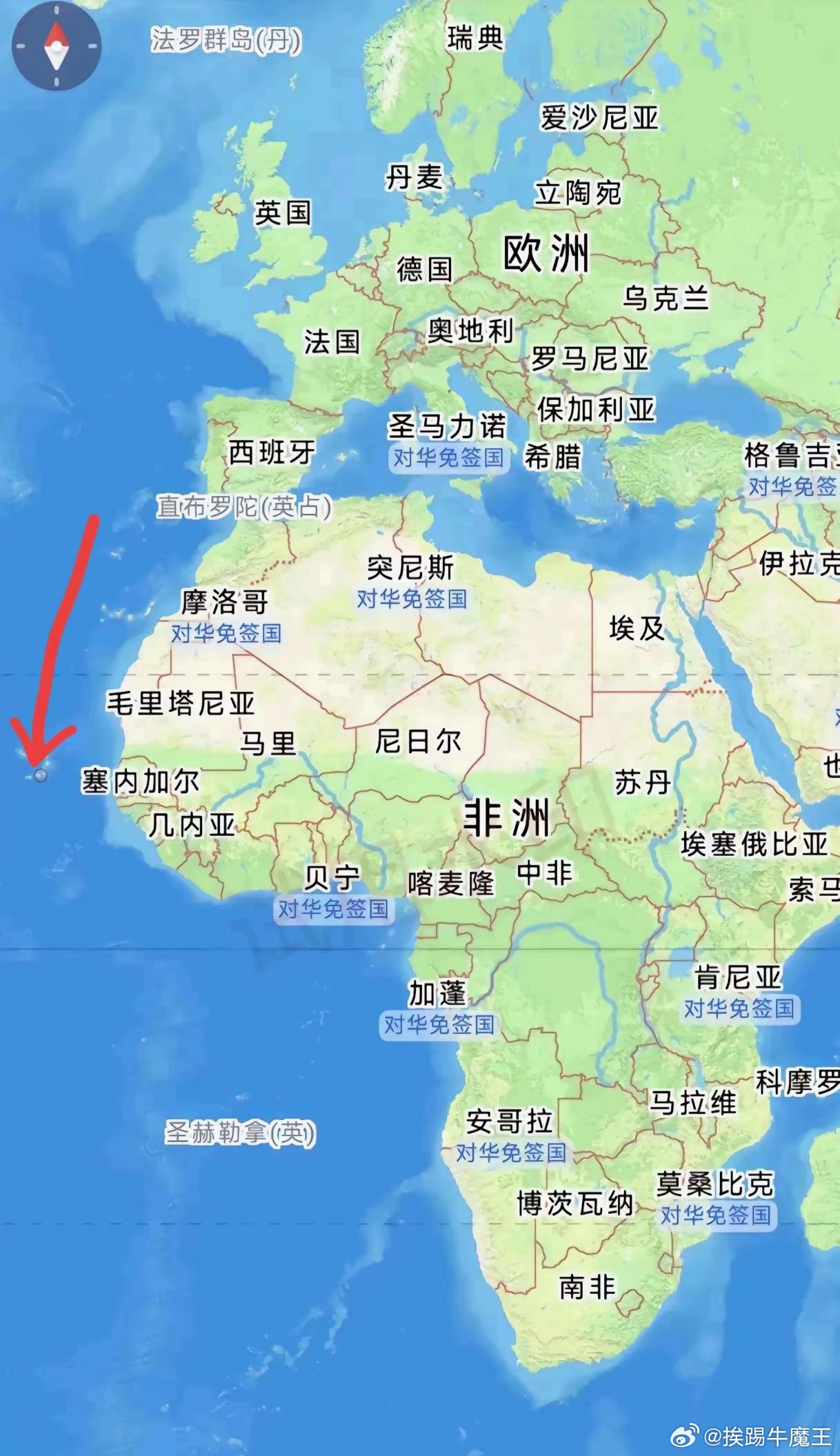 来，佛得角在这里，是一个岛，比塞内加尔小多了。 