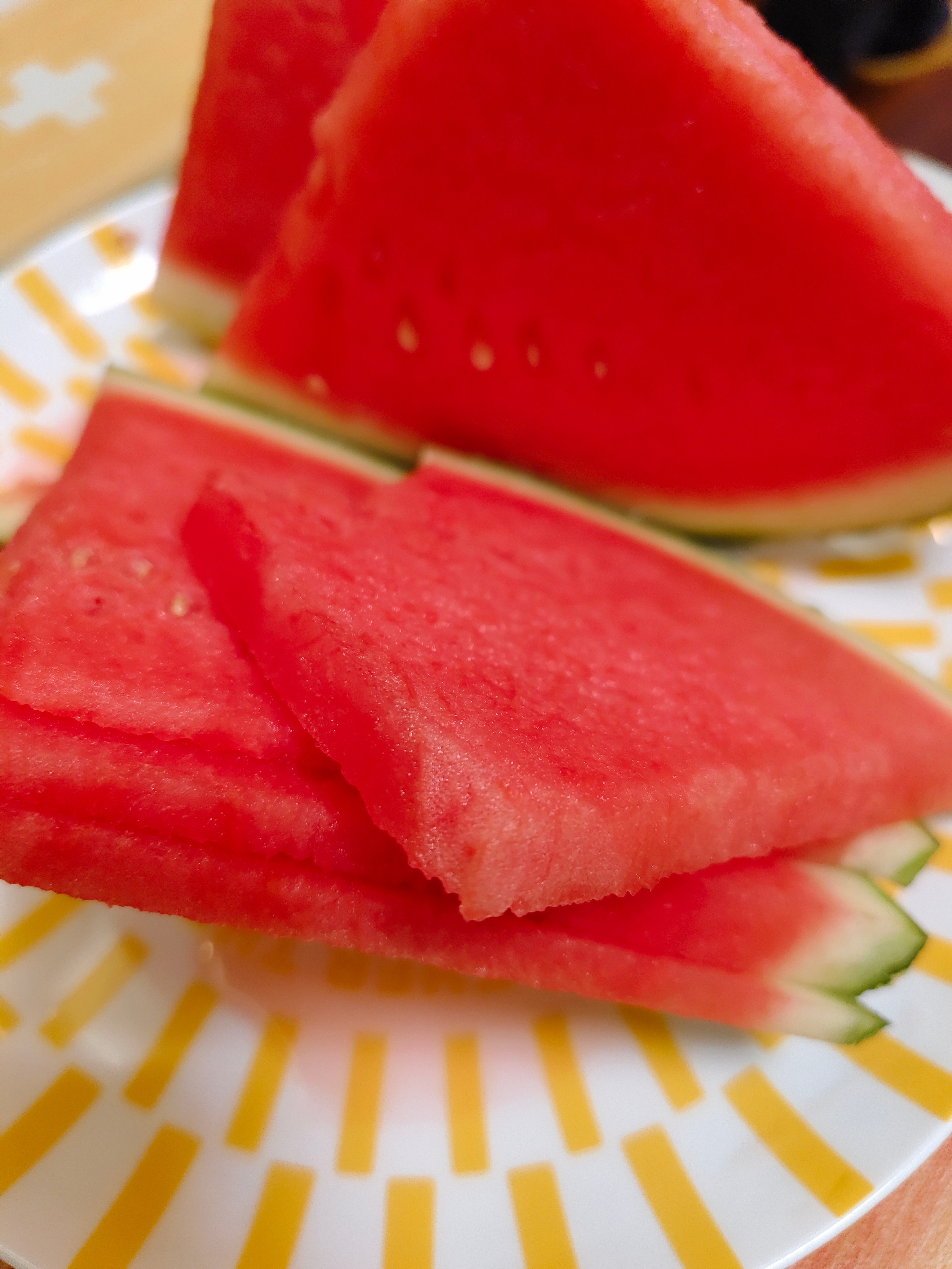 夏天的记忆怎么可能少了西瓜🍉这个西瓜有小时候吃过的味道老公说我喜欢就再买，每天