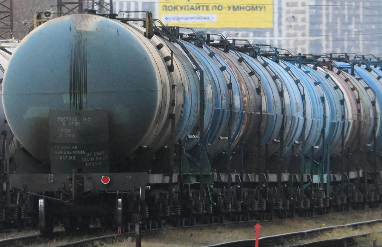 3月27日，俄罗斯副总理诺瓦克正式指示能源部，从2026年4月1日起至7月31日