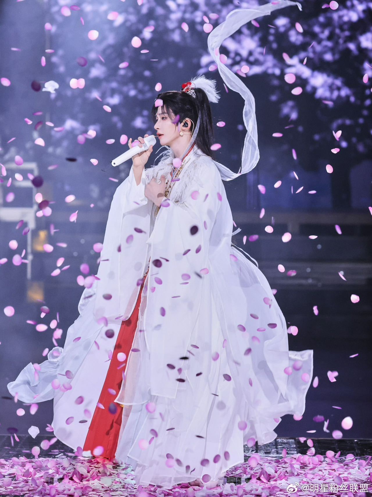 刘宇出道五周年主题dresscode五周年演唱会dresscode惊喜上线！专属