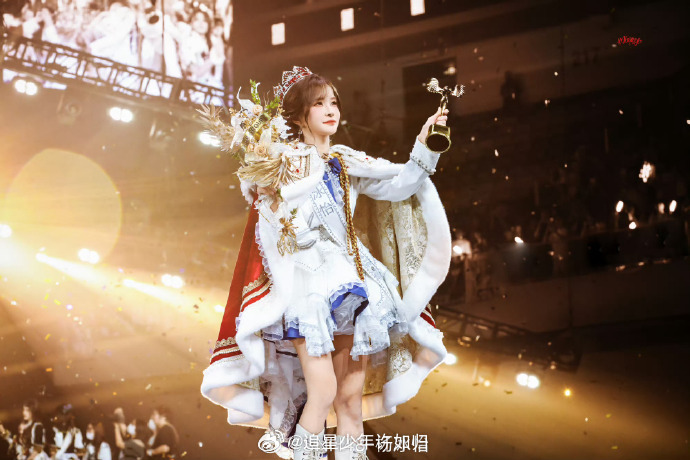 SNH48 杨冰怡，断层第一，双冠王加冕，正式升入明星殿堂！从新人到全团巅峰，十
