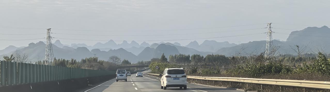 你说的这个河池市区，已经是过去式了吧？现在说河池市区已经是宜州了！河池市政府已经