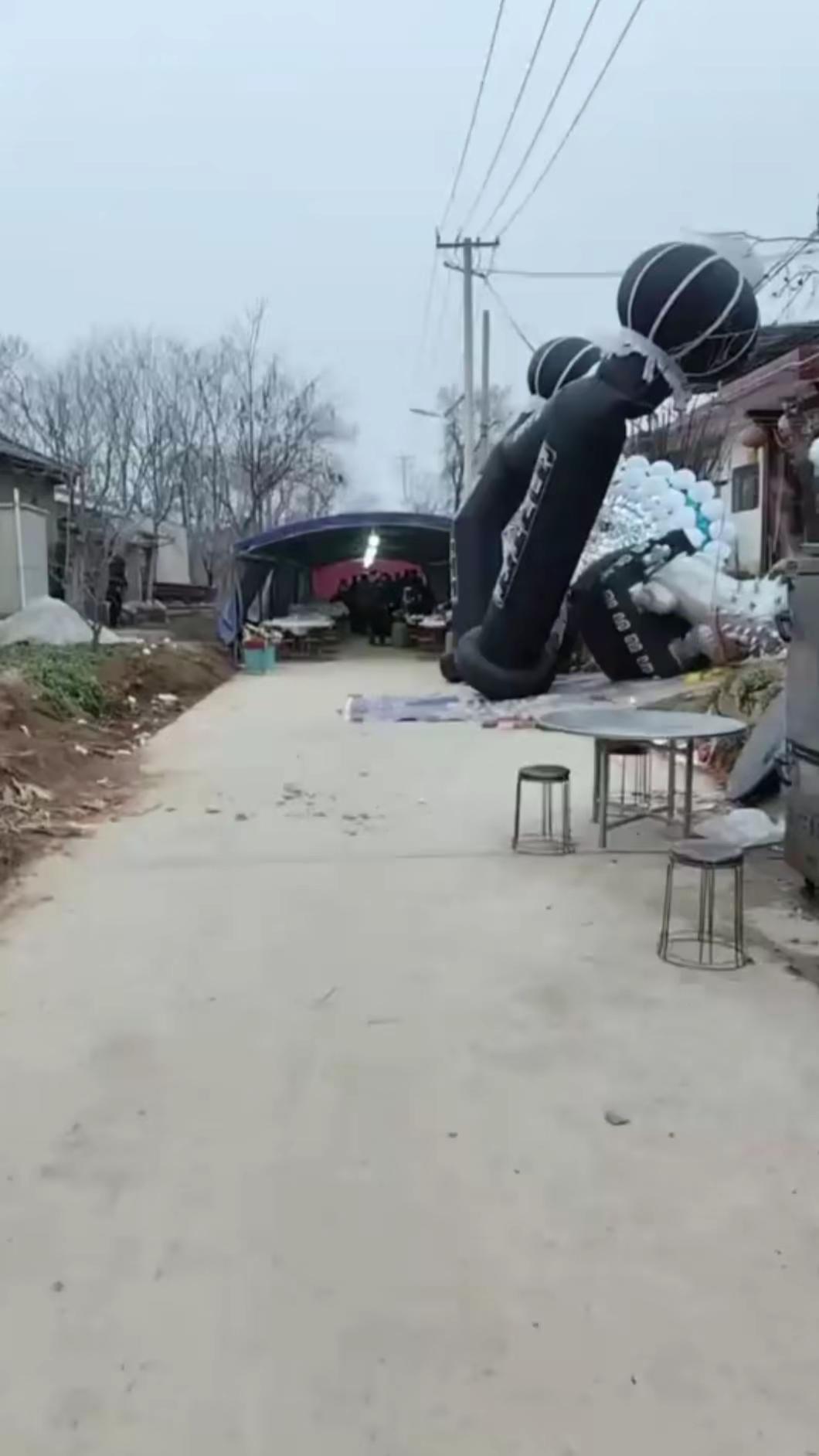 农村老人去世。最近几年以来，农村的葬礼，出现了一种乱象。生活见闻实录