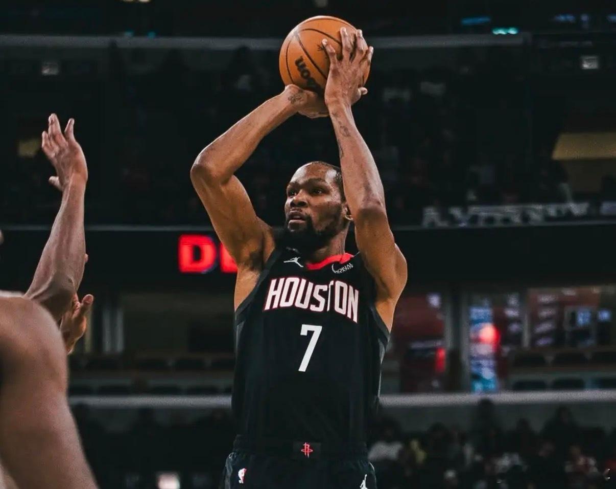 火箭官方：杜兰特由于右膝盖受伤，缺席与湖人的季后赛G1。。nba点赞成金休斯敦火