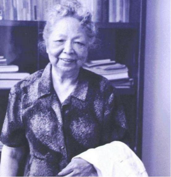 1957年，美国海关在检查一位中国女性林兰英的行李时，发现了一张价值6800美元