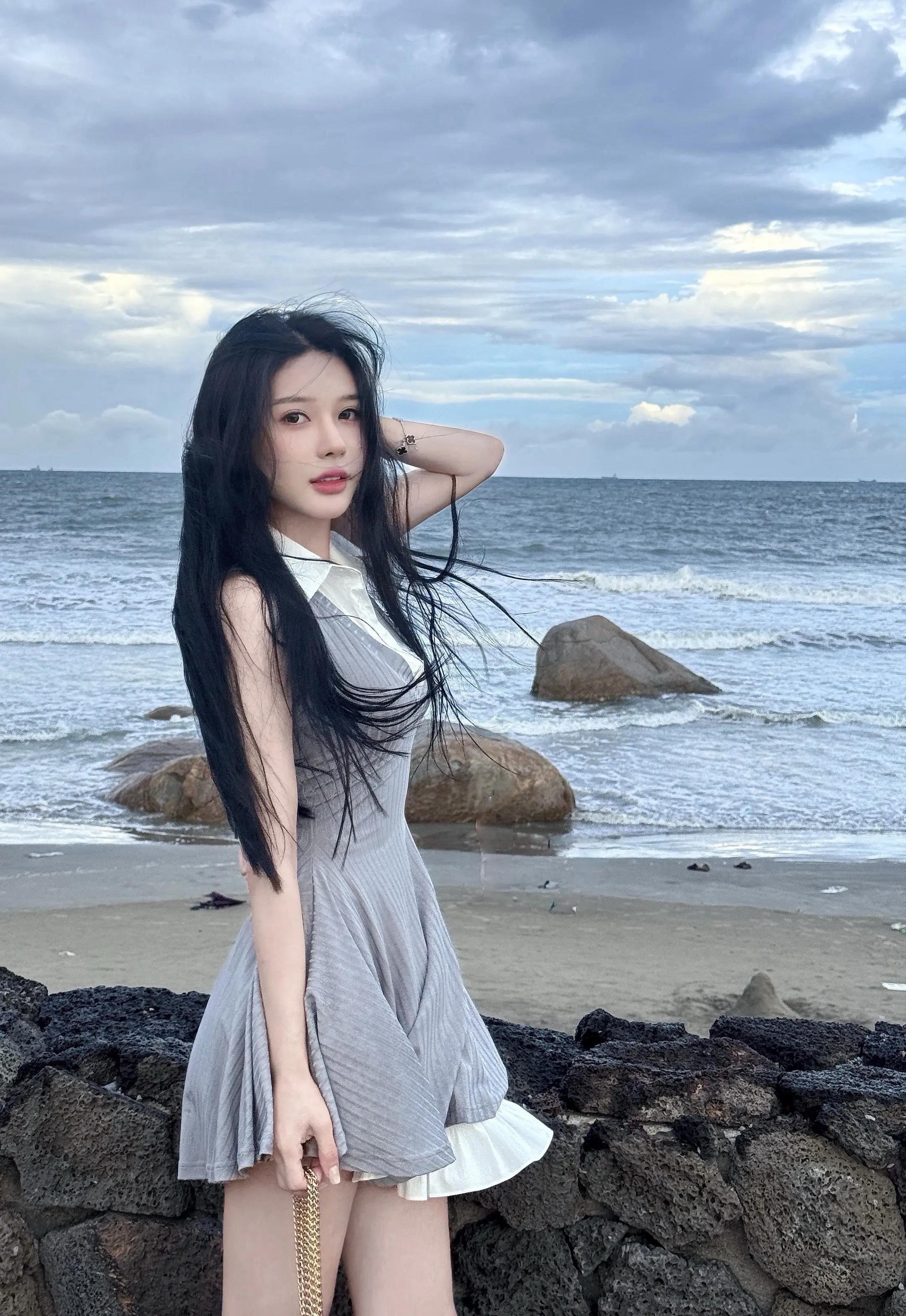 温柔懒懒的海风🌀