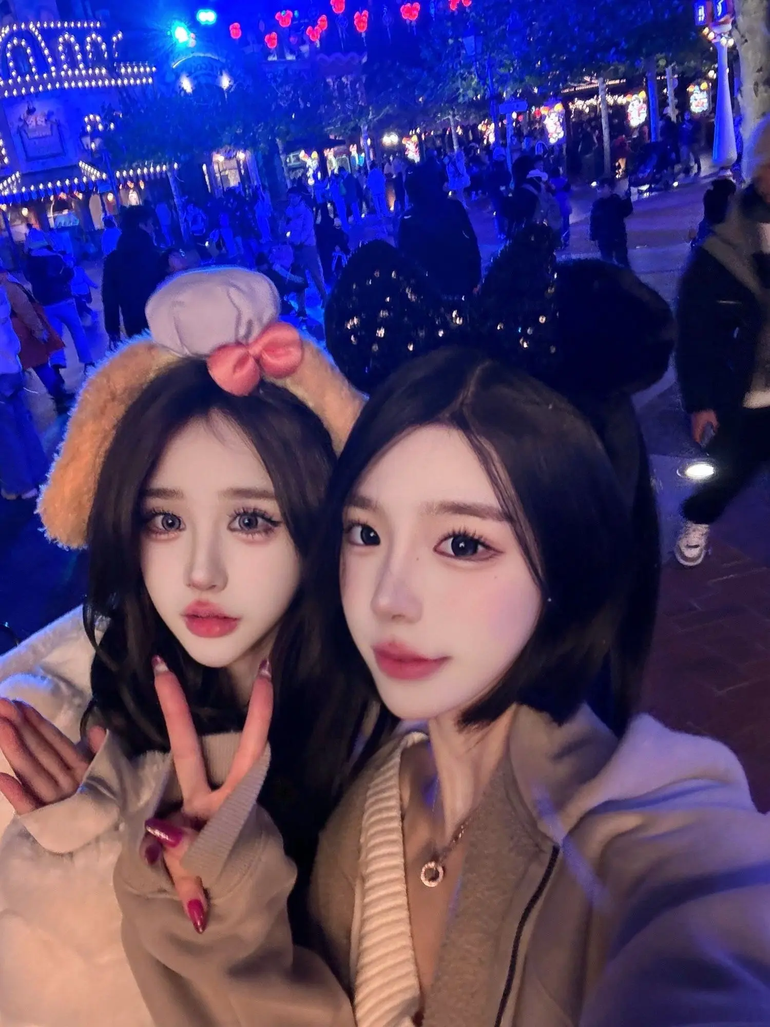𝑫𝒊𝒔𝒏𝒆𝒚𝒍𝒂𝒏𝒅˚‧🎀₊⁺💓 ♡̶₊⁺⑉🎢
