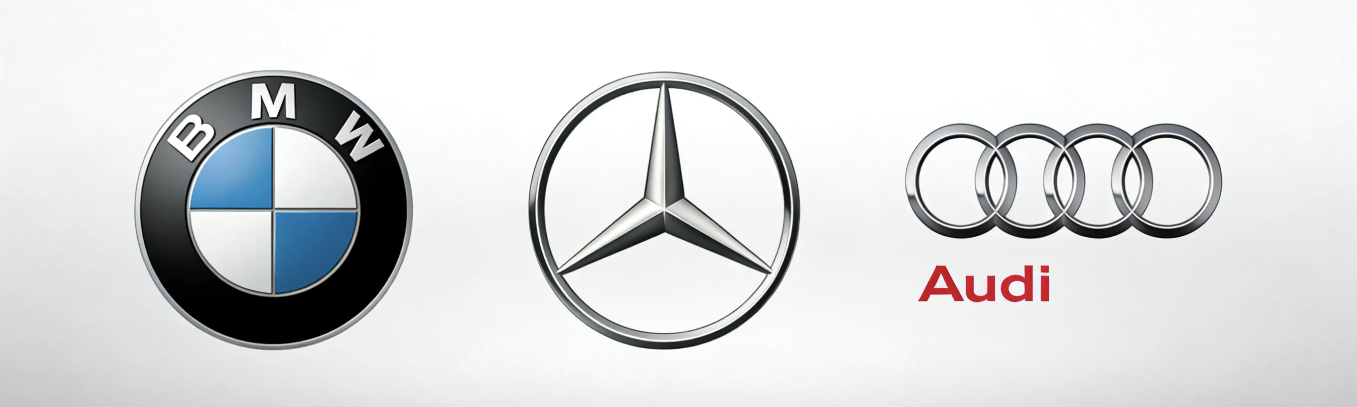 据说，捷豹路虎4S店的日子比BBA过得好。靠着纯进口的高端产品路虎卫士、路虎揽胜