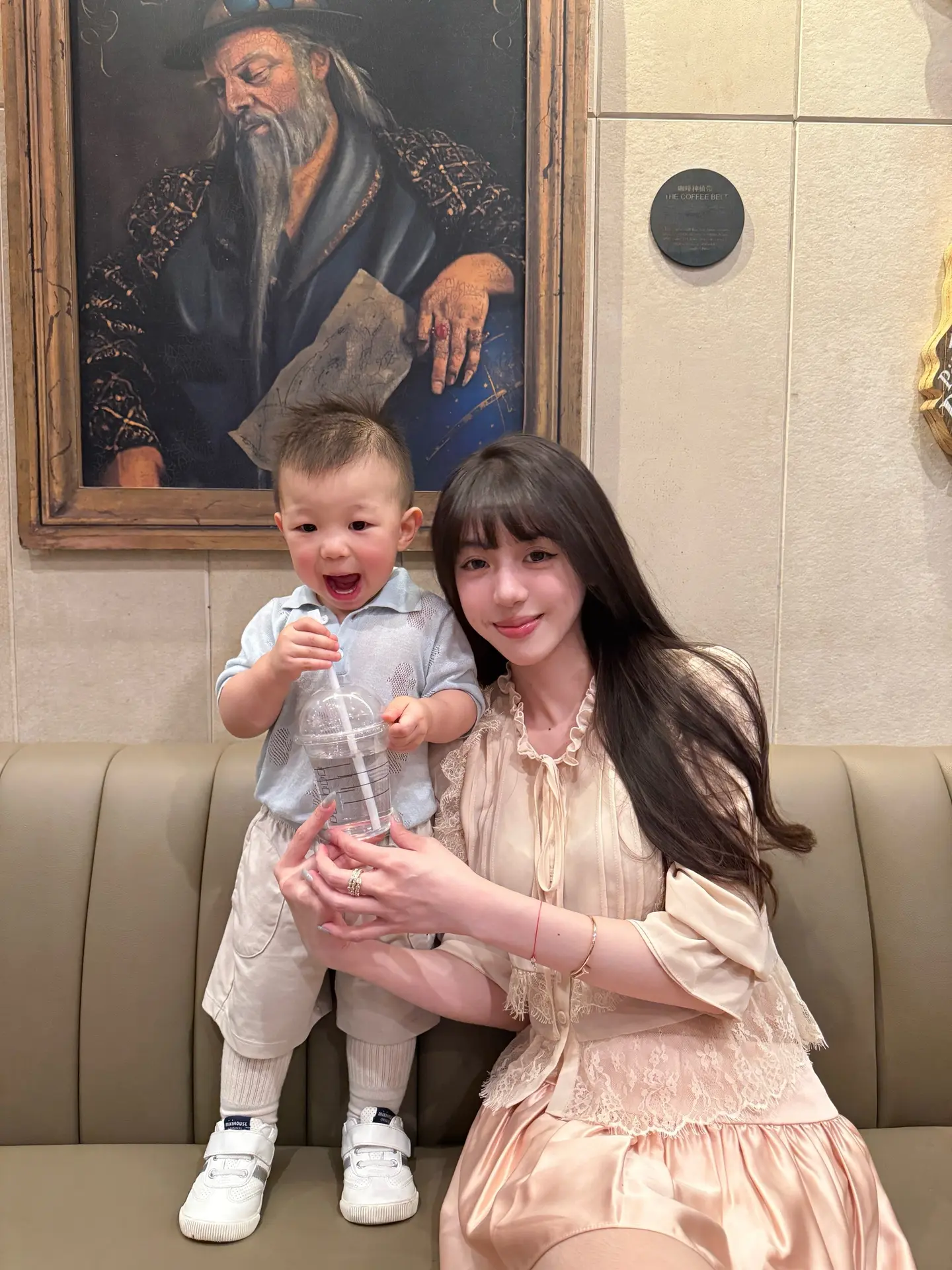 我总是在反复思考 该怎么当好你的引路人 我想妈妈这一页应该是尽我所能 ...