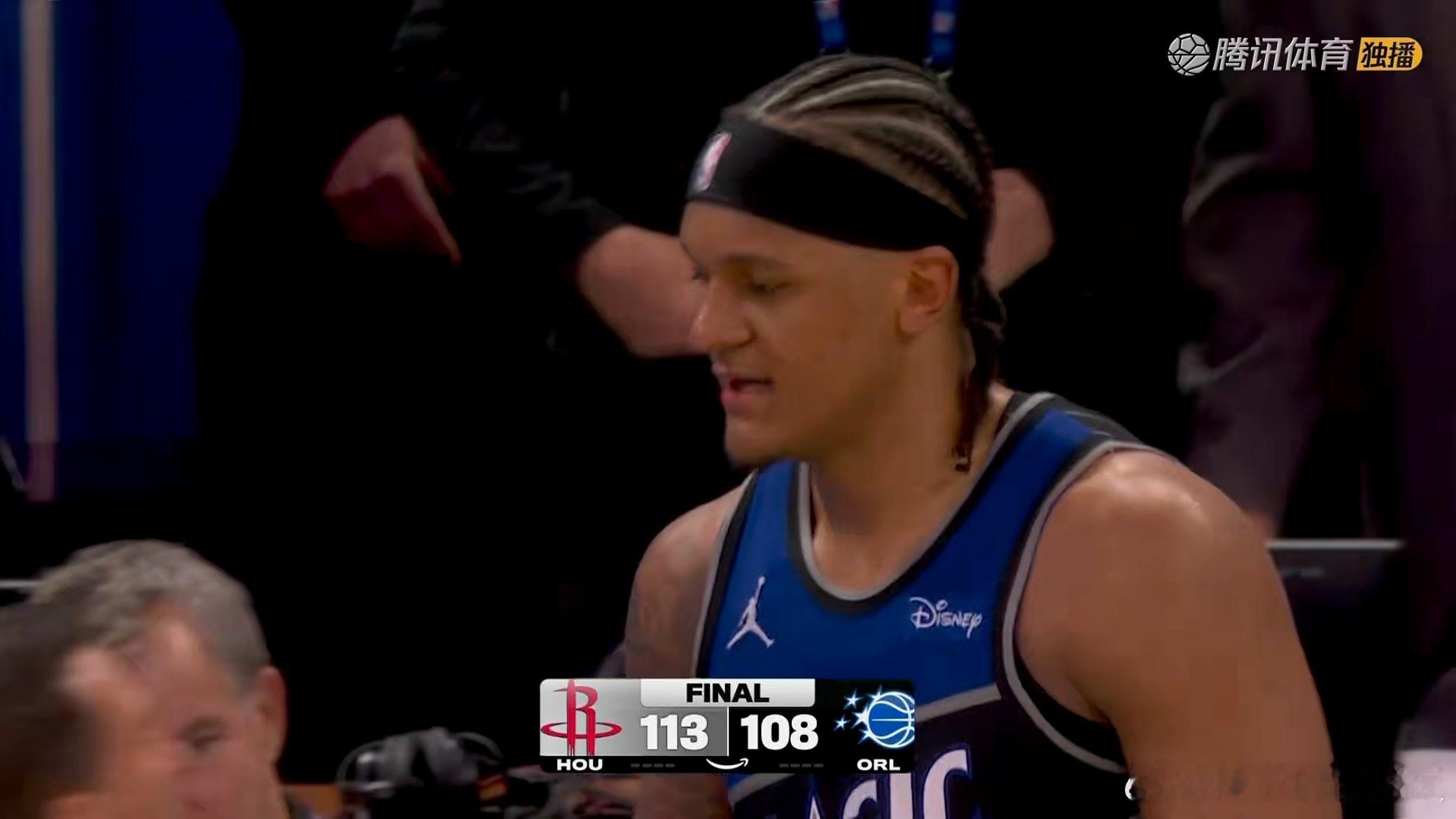 火箭客场逆转魔术！最后时落后19分。火箭已领先湖人2.5胜场，杜兰特40分，谢泼