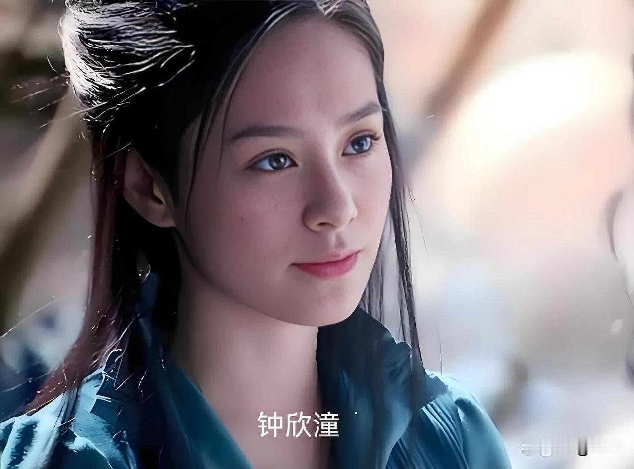 《雪山飞狐》五位美人，谁美？
钟欣潼的程灵素，吕一的南兰，安以轩的苗若兰，朱茵的