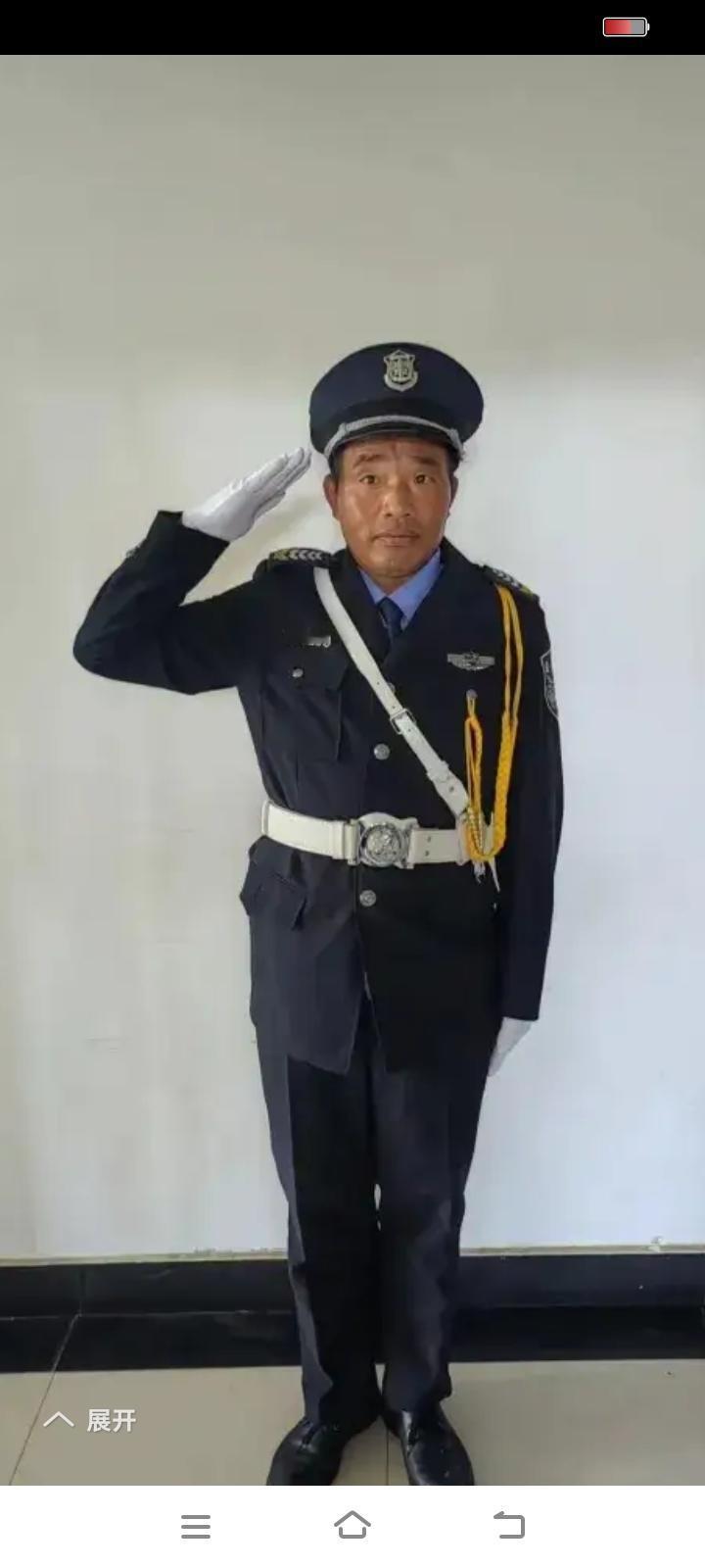 保安，就是保护业主的安全

有人说保安就是养老岗，不用技术；也有人说年轻人有出路