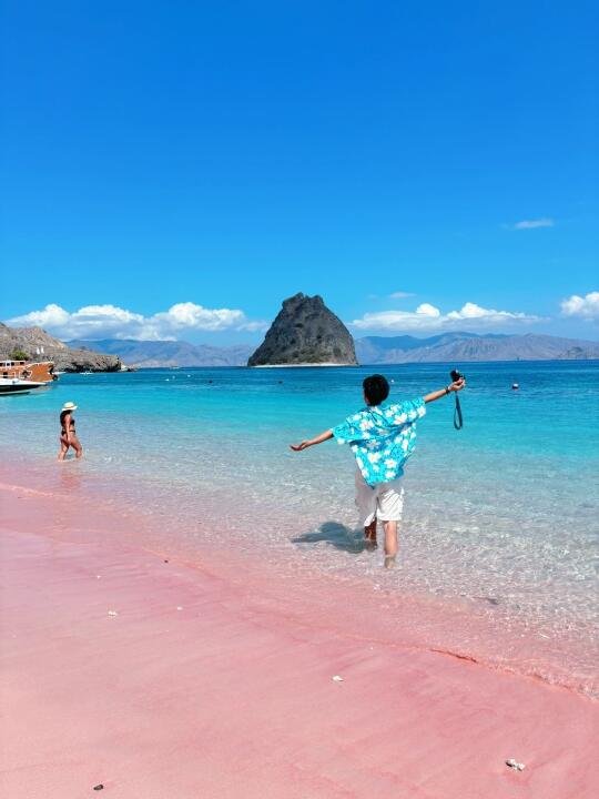 我什么样的沙滩没见过，直到我去了……