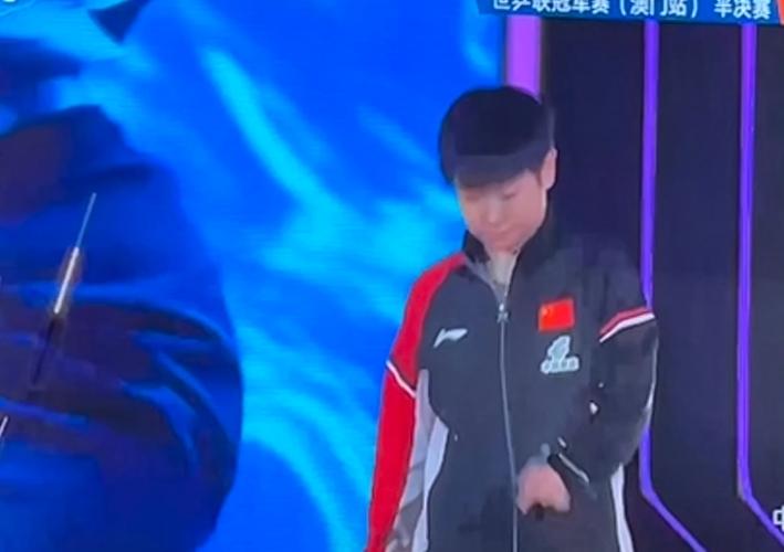 国乒两代主力选手的较量——
孙颖莎🇨🇳VS蒯曼🇨🇳！
这是WTT冠军赛澳