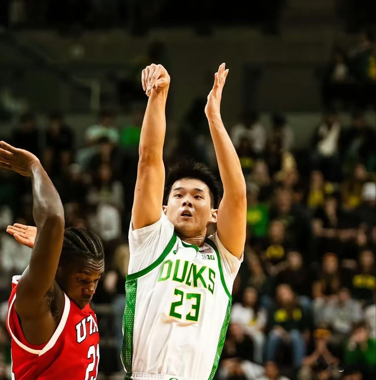 CBA本土得分王在NCAA首秀略显尴尬，7投0中，没有任何一个运动战得分。

N