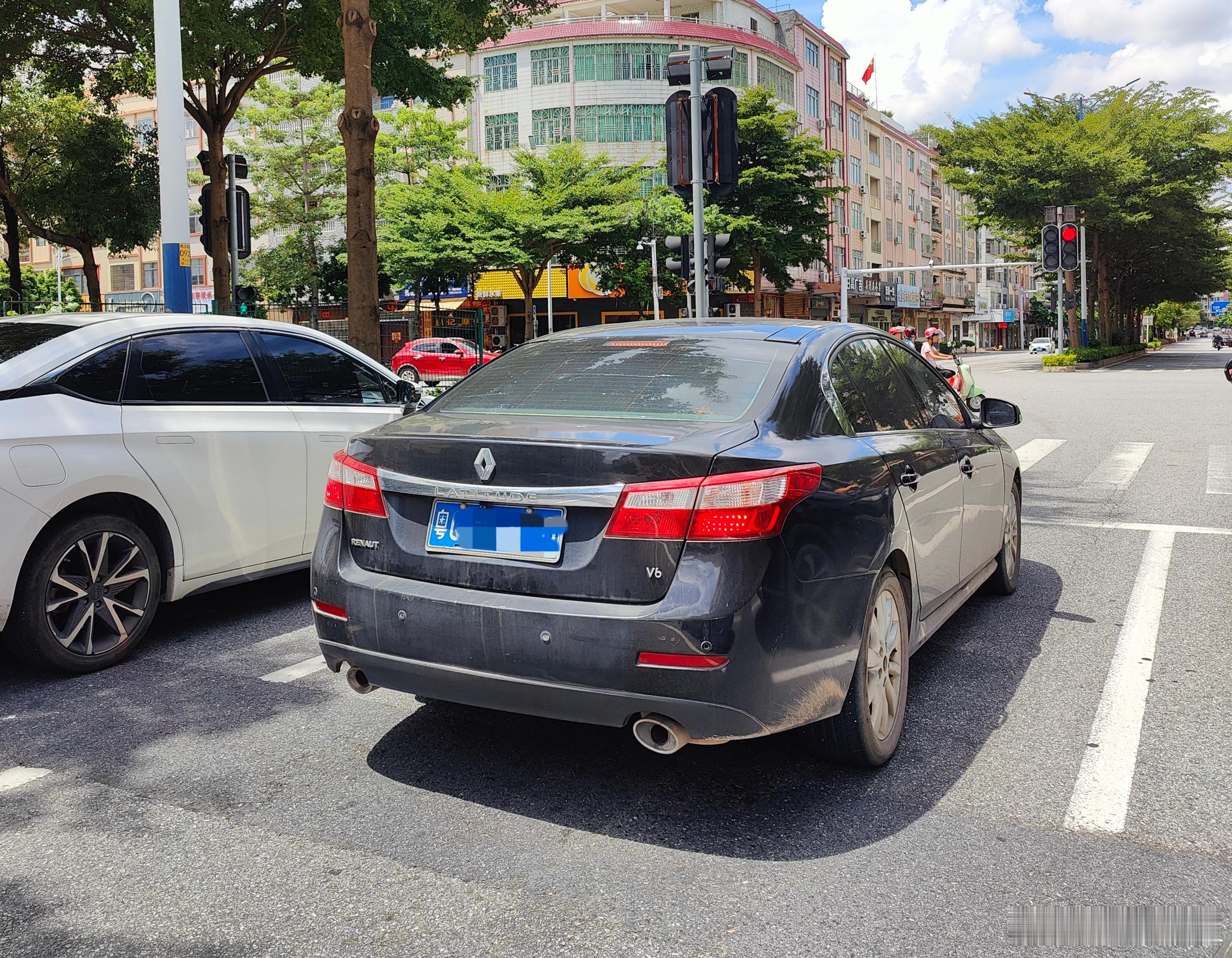 吓人，两年遇一次的车[哆啦A梦害怕][哆啦A梦害怕][哆啦A梦害怕]还是个顶配的