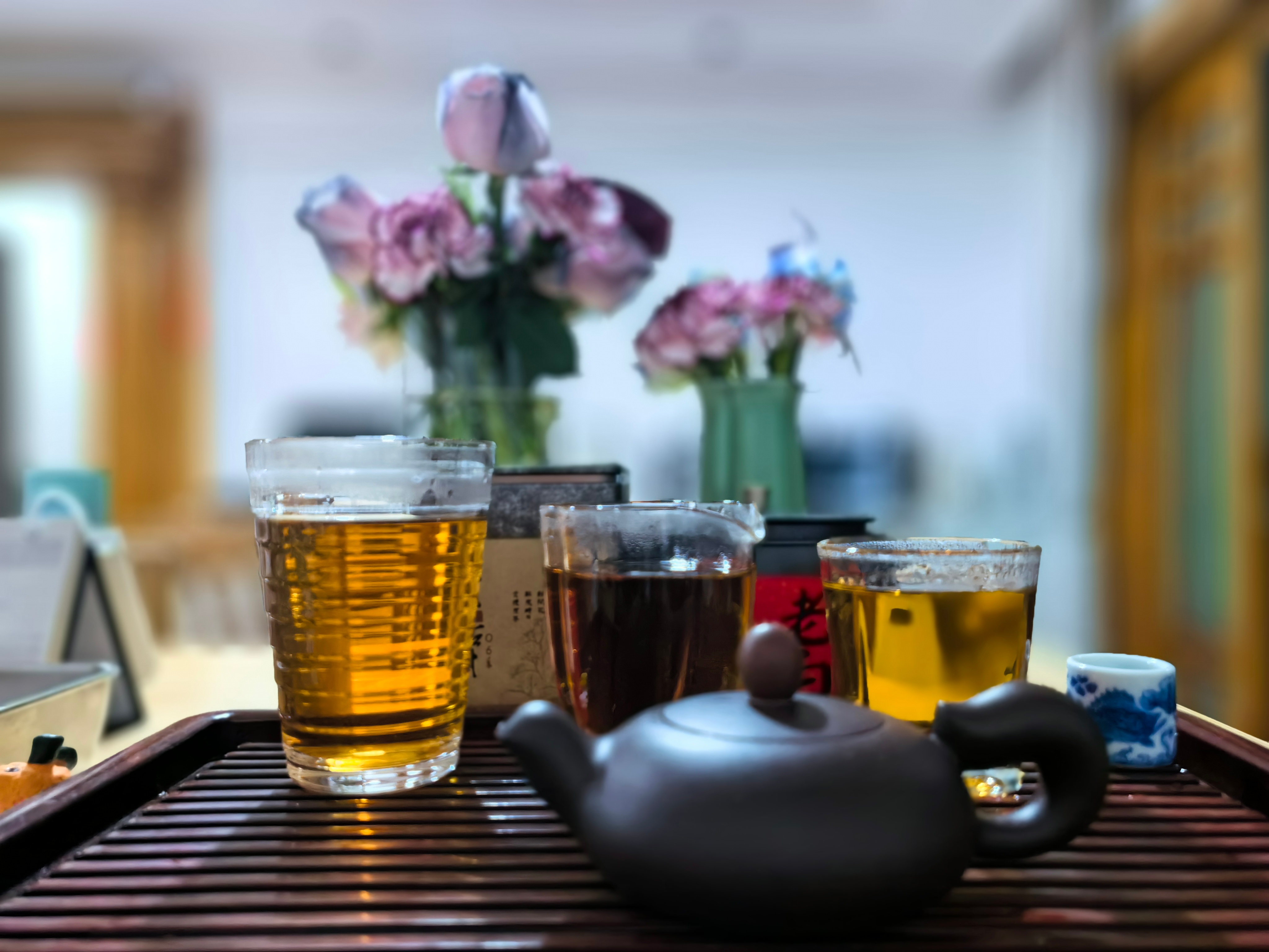 认知能拯救你的，只有你自己(一)看历史书，发现一个奇怪的现象，人有时候的错误是一