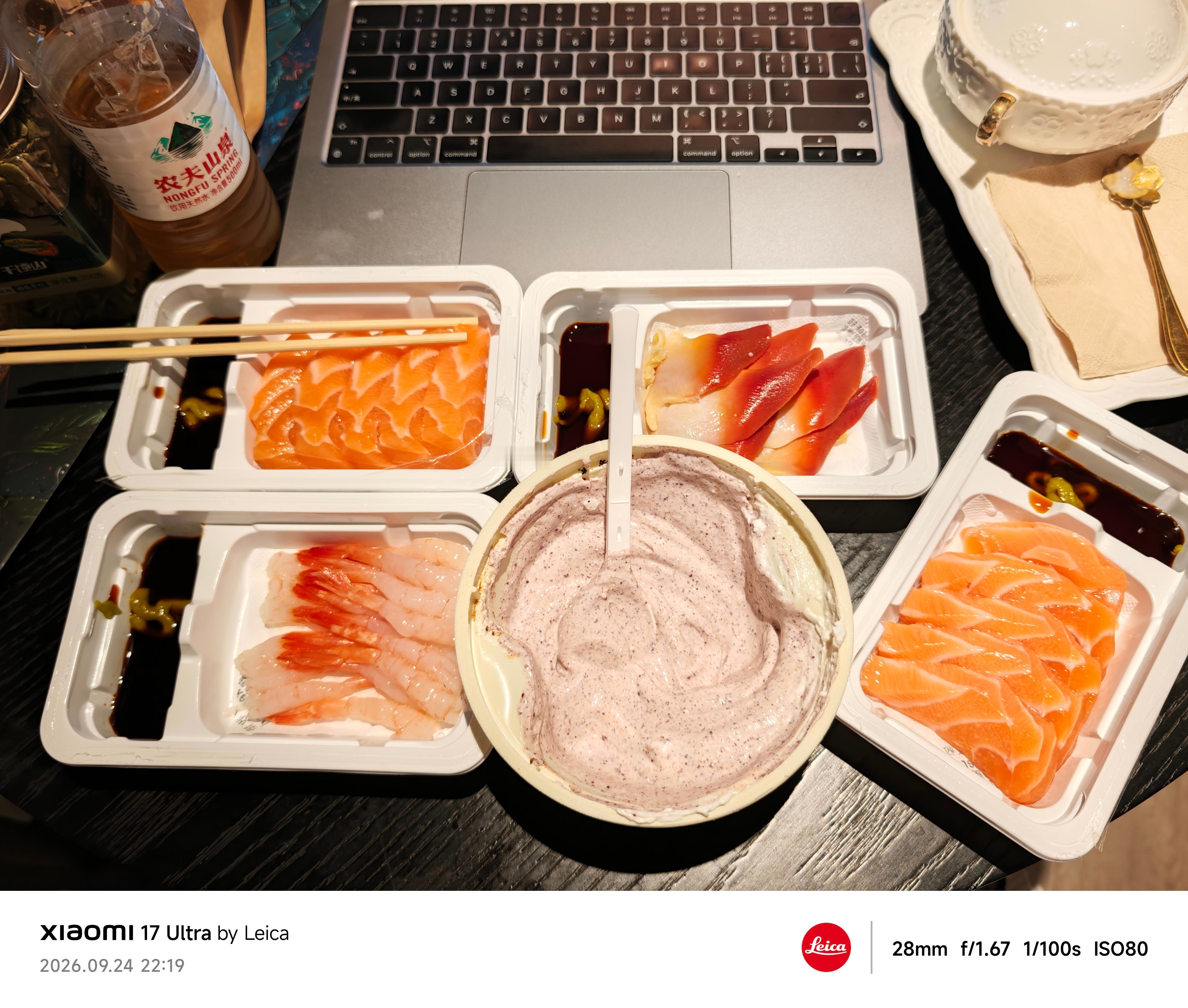 来，高蛋白晚餐整一口，都吃了吗？三叶吃饭联播 ​​​