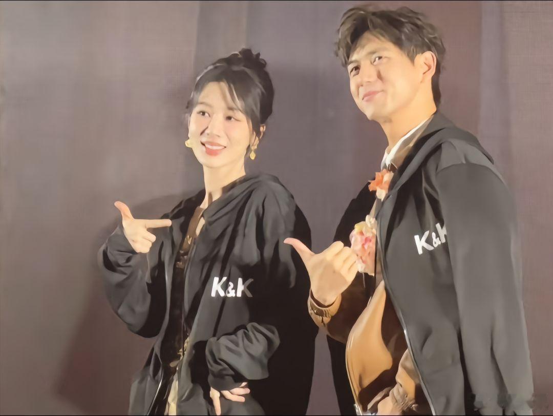 李明德唱了马天宇成名曲 疑似kk战队新年团建[允悲]网友：kk战队大战古剑奇谭强