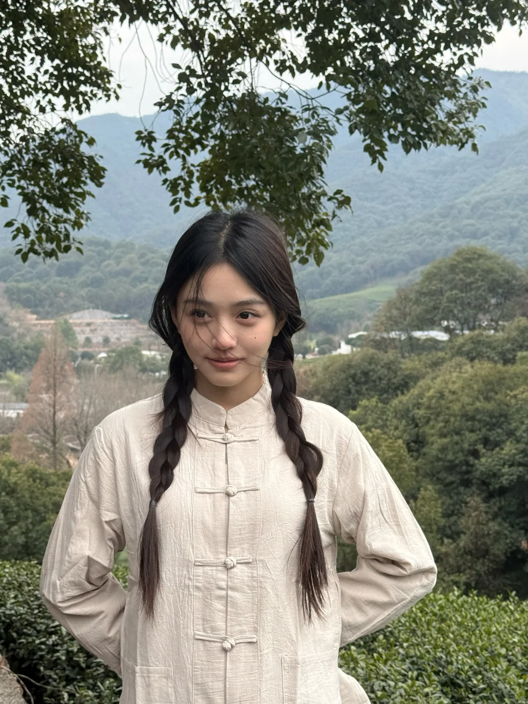 她怎么有藏不住的灵气劲儿