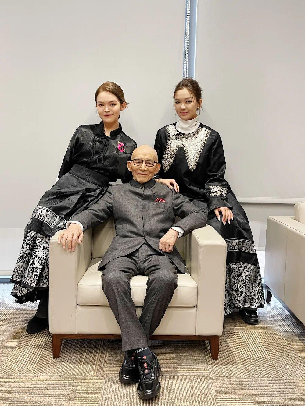 92岁游本昌回应入住养老院：为追求更有尊严的晚年生活