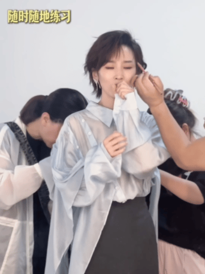 谢楠四公vlog乘风2026 一路闯关难度渐长，四公双舞台表现超亮眼。努力都被看