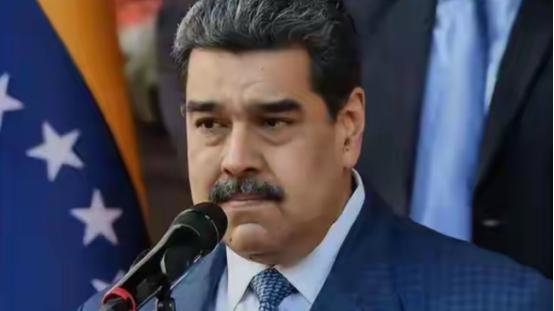 老美做梦都没想到，费尽心机把人家国家的总统抓来关了两个多月，一场听证会刚结束，没