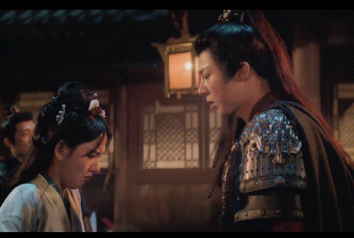 刘宇宁太高扇不到脸《折腰》真的要被这段笑死了，刘宇宁也是被扇脖子第一人了吧，哈哈