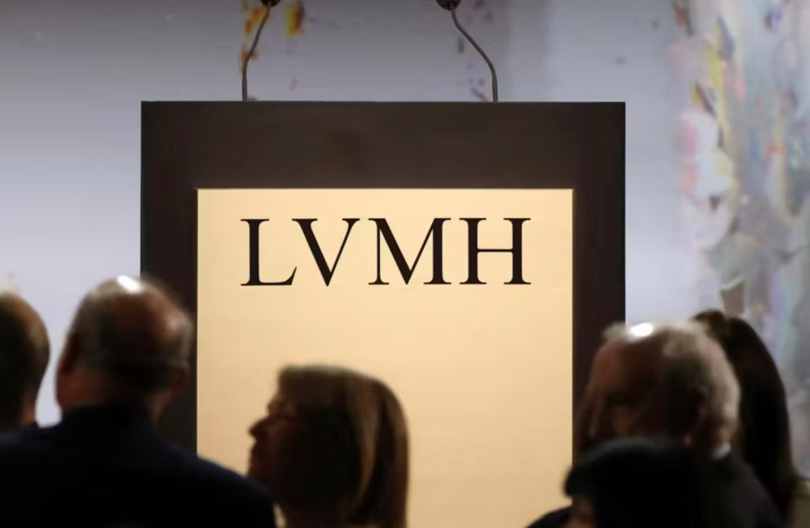 LV母公司股价创近五年新低LVMH股价快速回落背后 9月3日，全球最大奢侈品集团