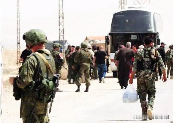 1968年，10000名中国军人乔装打扮，隐姓埋名进入巴基斯坦，他们此行的目的只