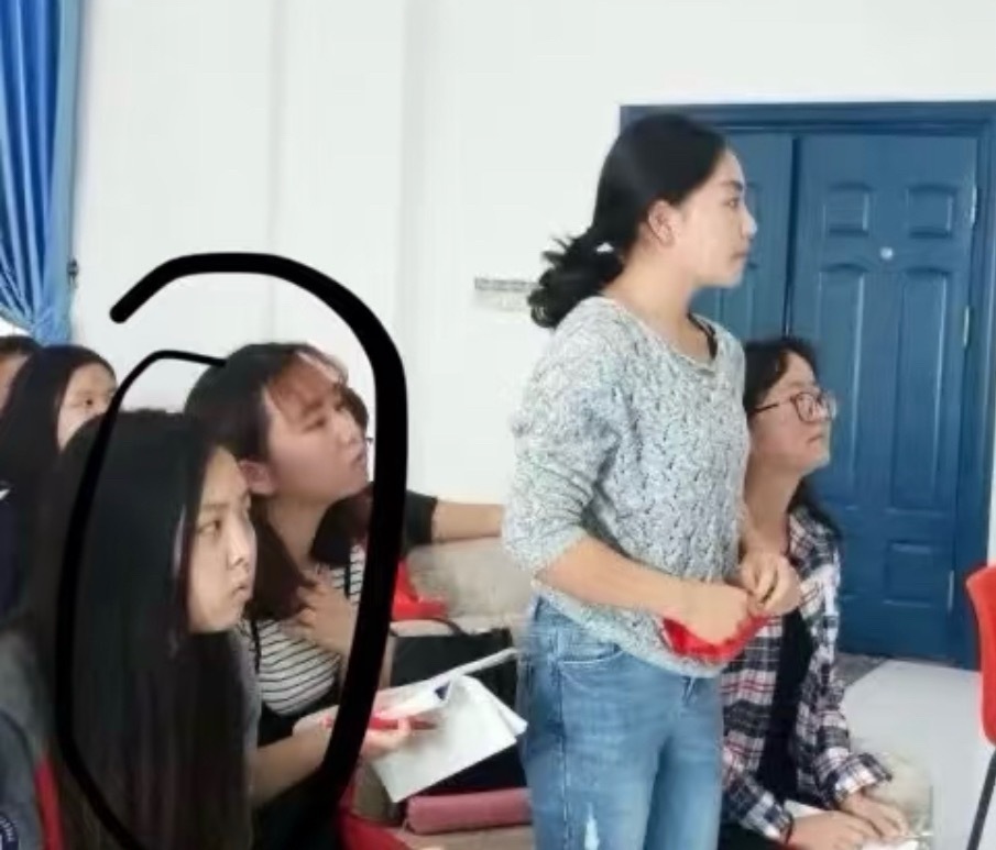 考古半熟恋人徐绿杨大学旧照原生脸就很美了 瘦了加整🦷完全进化成大美女 