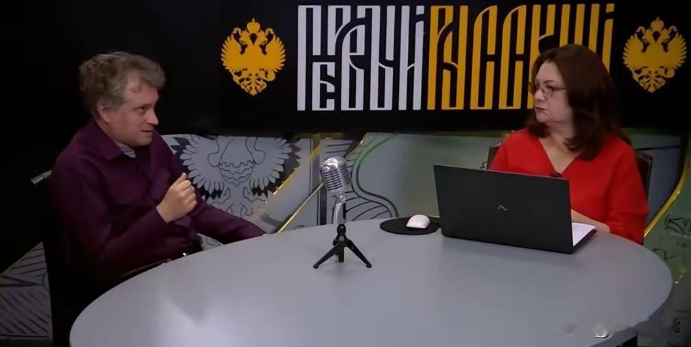 俄罗斯专家之问："马桶国家"，还是机遇之国？

俄罗斯自己人都看不下去了。

一