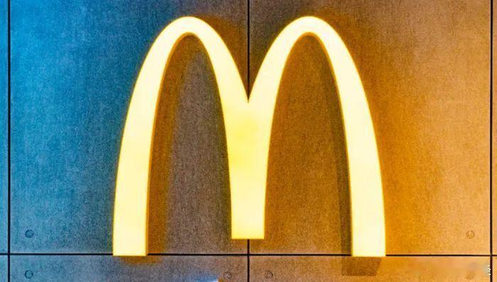 麦当劳随心配加入麦香鱼【麦当劳随心配明年1月升级】12月27日上午消息，麦当劳中