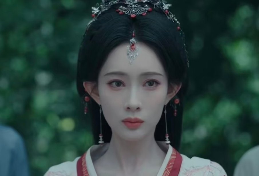 娜扎和孟子义真的太像了 这才是内娱双生花 