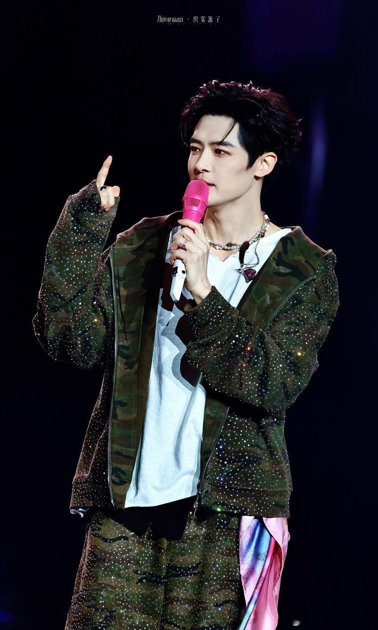 付辛博初代爱豆的含金量 付辛博首场个人演唱会今日正式官宣！2026「辛生万物」全