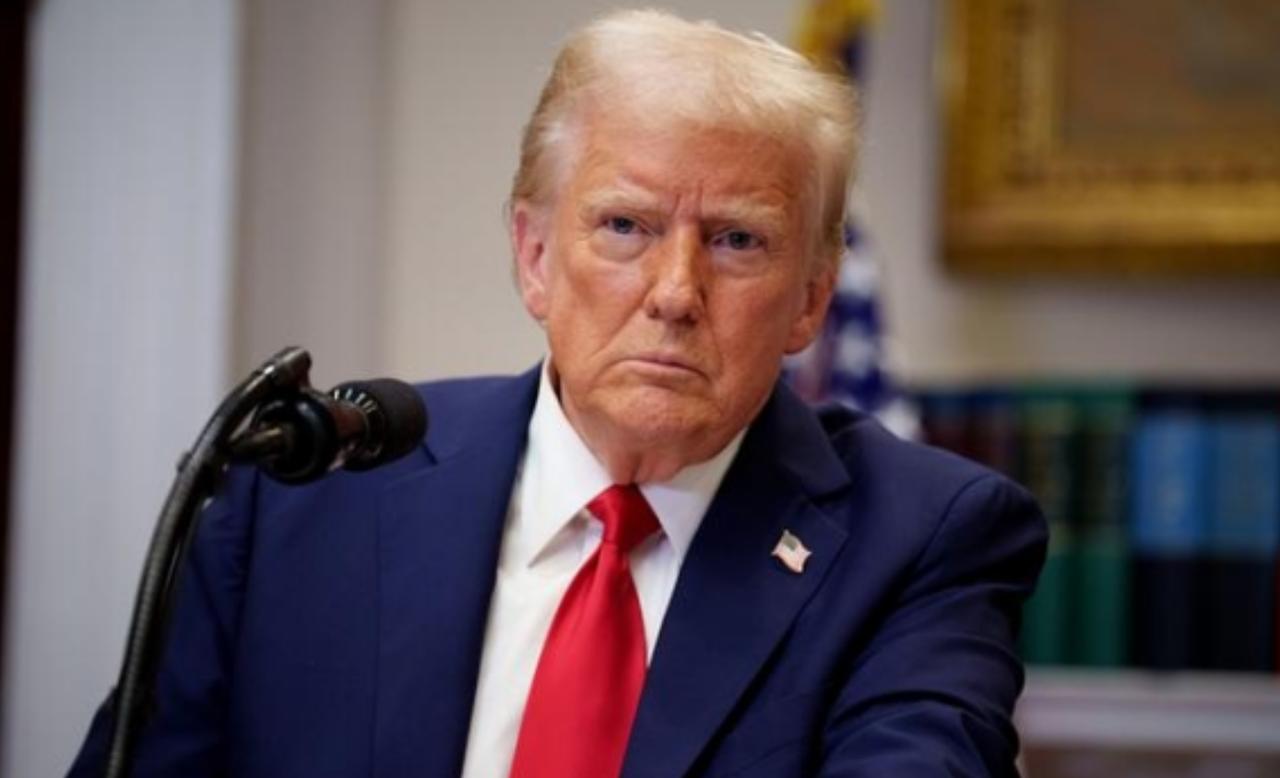 特朗普着急访华，苦等4天，中方终于给出回应，提了一个新要求，特朗普访华的事终于定