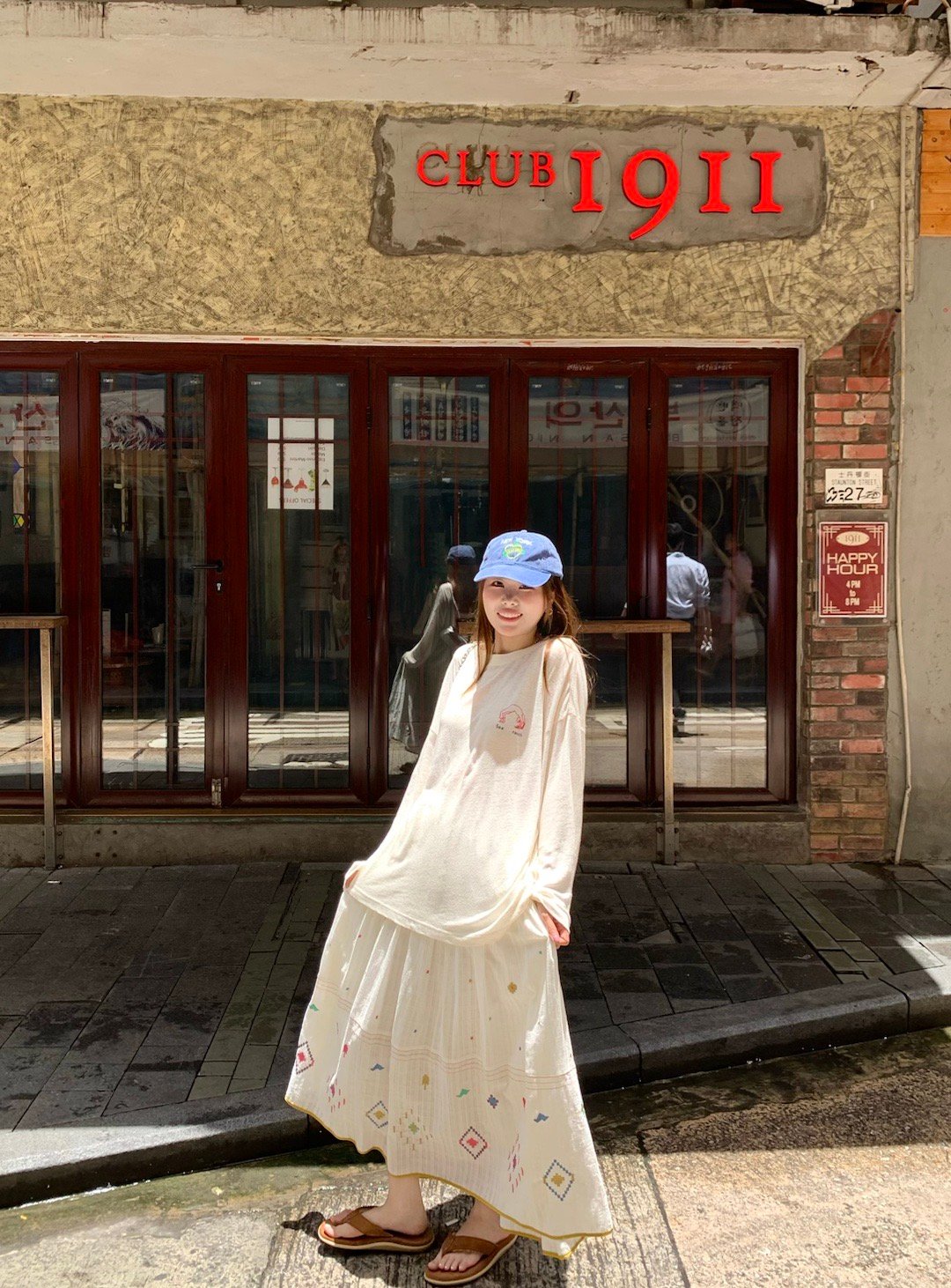 晚间分享 最近的天气穿这条裙子真的好舒服 有浪漫的小氛围又可以仙仙的喏 滑一波1