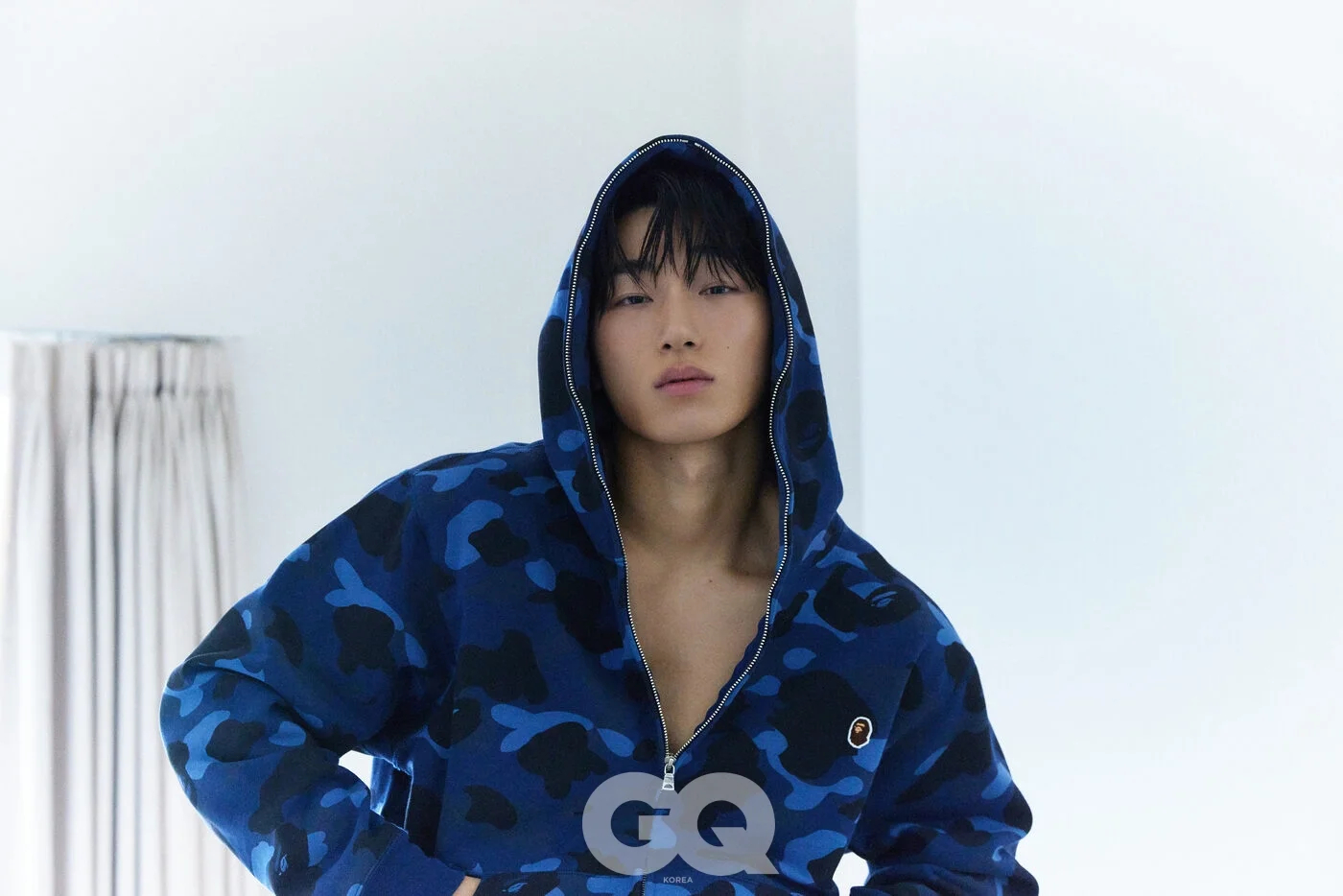 崔伞｜GQ KOREA July 2026.7月刊 📷: Kim Cham 风