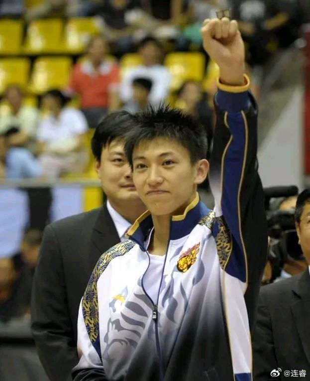 虽然但是，看到刘晓宇正式担任“主教练”，还是会感慨的。 