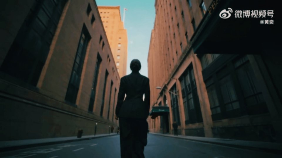 黄奕vs黄奕vs黄奕vs黄奕 黄奕一人分饰四角太惊艳！每个角色都立住了，眼神戏超