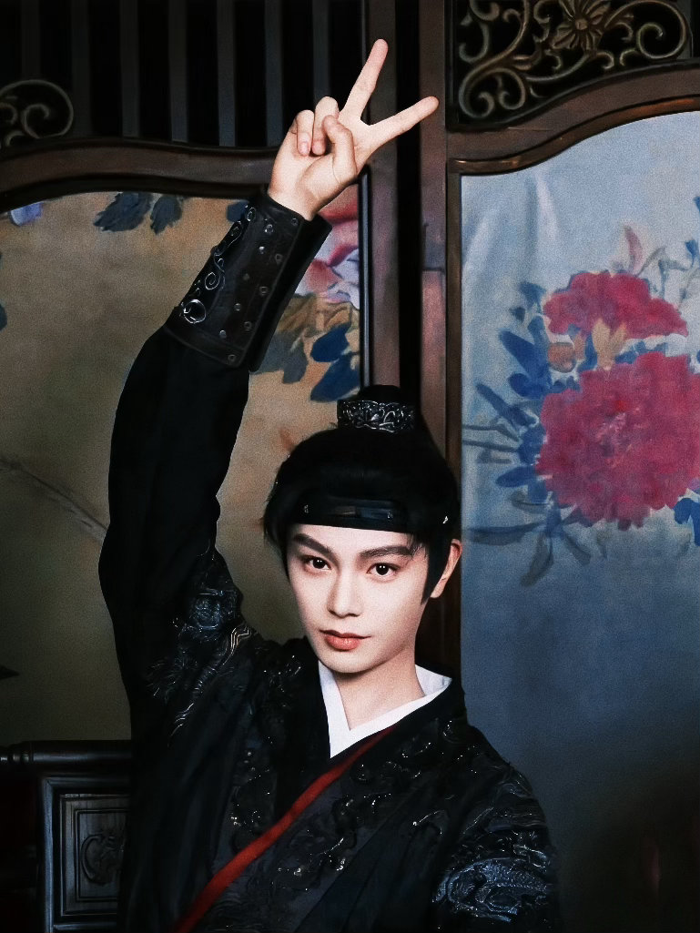 💚丁禹兮赵皑💚丁禹兮赵凌💚有谁记得我们九爷也做了《入戏》访问八月应该能看到