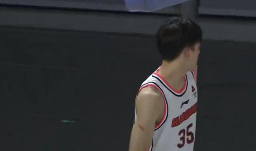 广东116-108轻取福建，李文昊成最大亮点！29分钟4分2板1助1断，正负值+