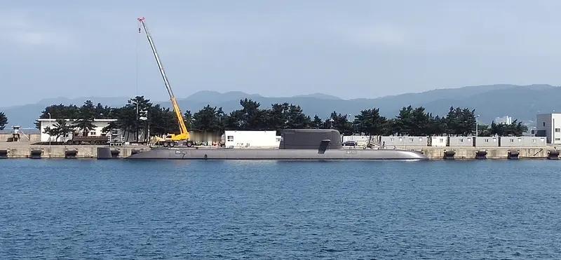 一款被外界诟病“排水量骤降、火力砍半”的美军新型护卫舰，竟暗藏美海军的深层战略考