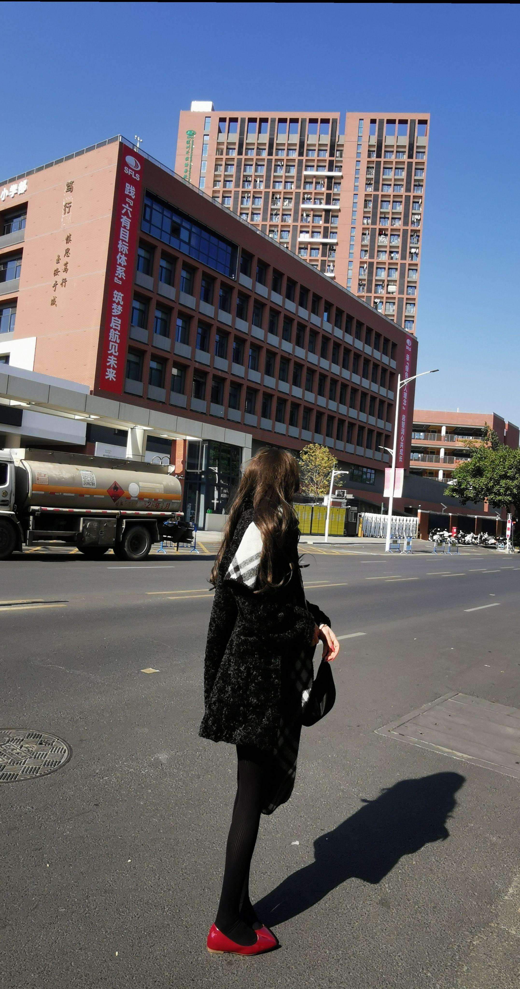 阳光是你最爱的 那我呢