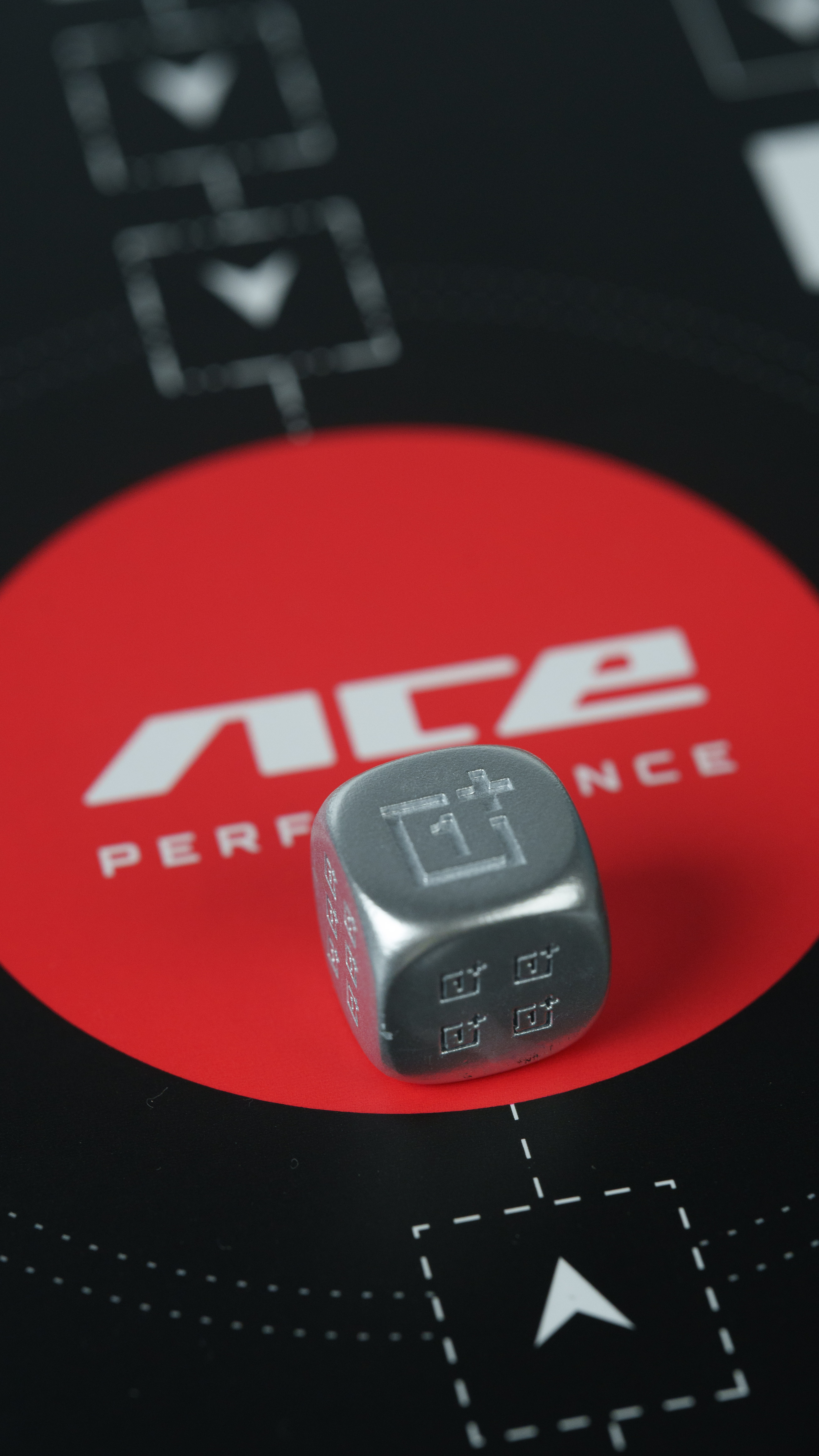 一加Ace 5系列邀请函到手，居然是飞行棋，这是暗示性能要起飞？  这次游戏体验