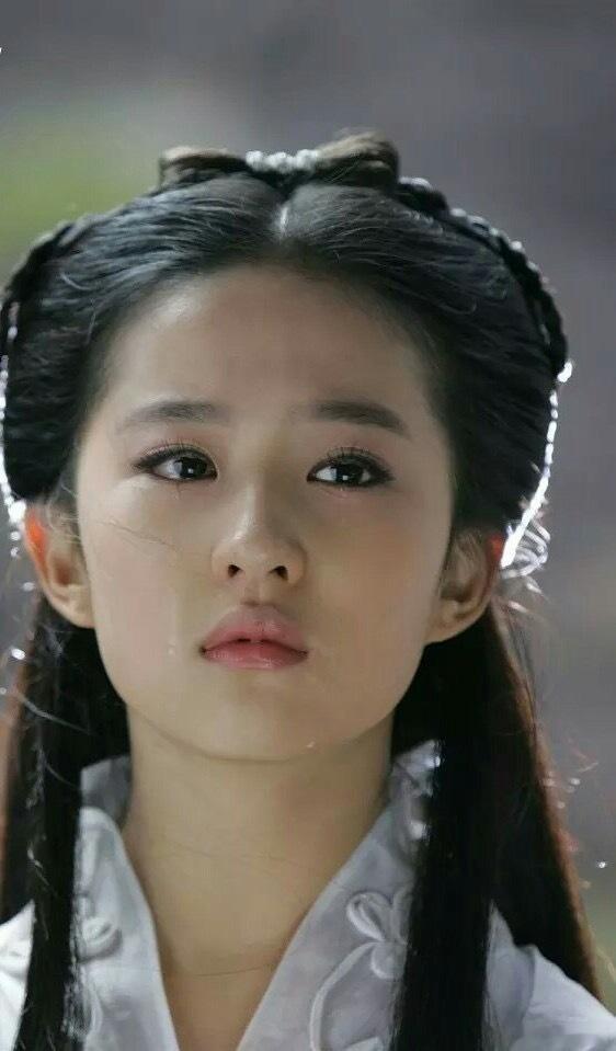 太为刘亦菲可惜了🥺选了半天选了部被演烂的题材从童年经典一路封神：《金粉世家》冷