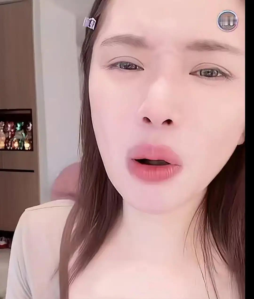 鹿晗沉默第5天，代言反而卖爆
 
没人想到，一场旧瓜被翻，最先崩的不是鹿晗，是围