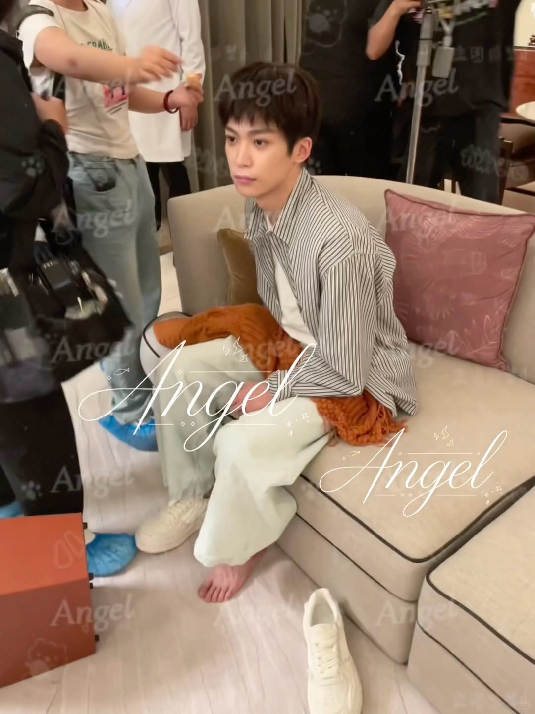 圆头圆脑圆猪蹄你的菜来了cr.Angel栩你渝生 云熠星河