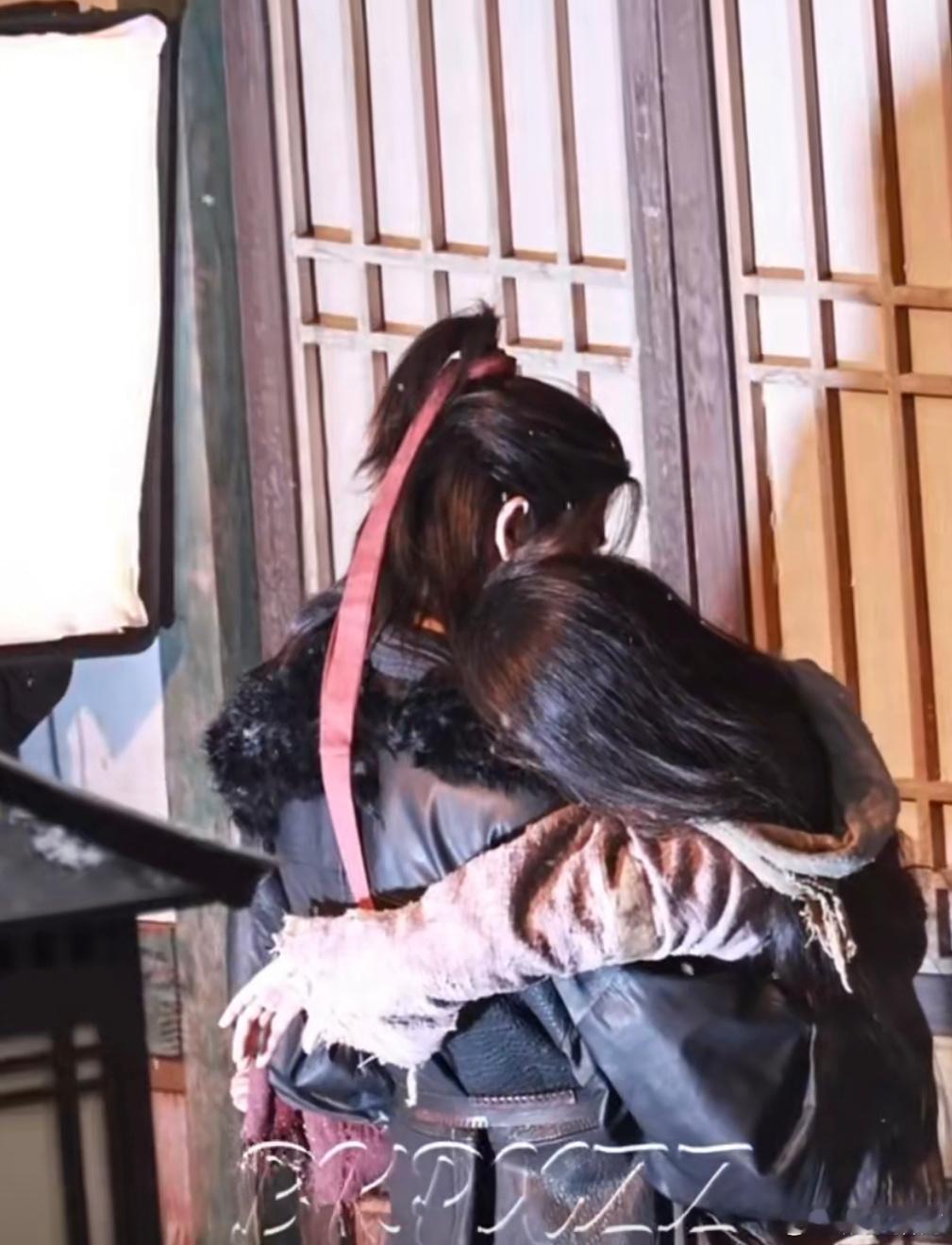 张凌赫林允《归鸾》公主抱路透，这个体型差安全感爆棚！ 