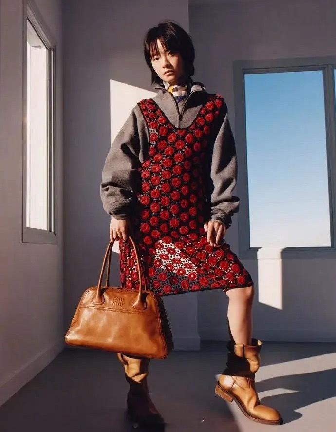 李庚希miu的全球成衣广告，miu对每个人都这么平等